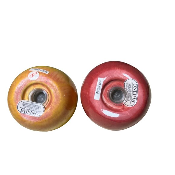Oneida Apple Salt and Pepper Shakers, Yellow Apple and Red Apple Shakers - Picture 8 of 12
